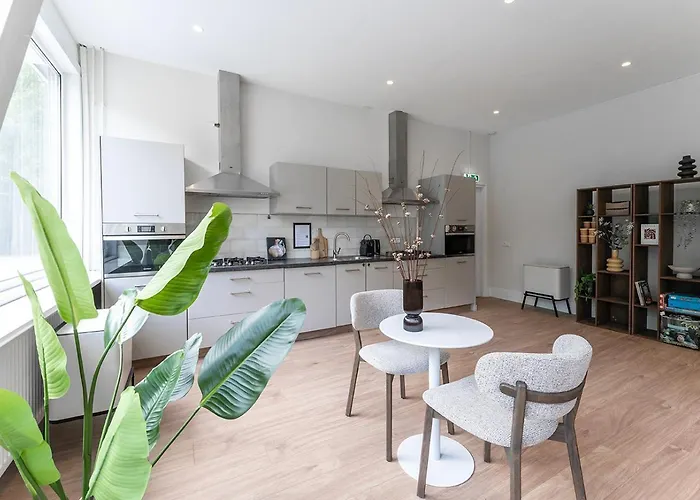 Quiet Student Room By Tilburg University Parking Tilburg